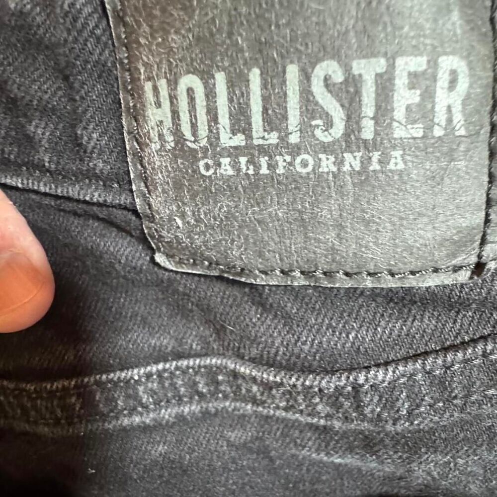 Hollister Women's Black Wash Distressed Denim Shorts - Picture 3 of 5